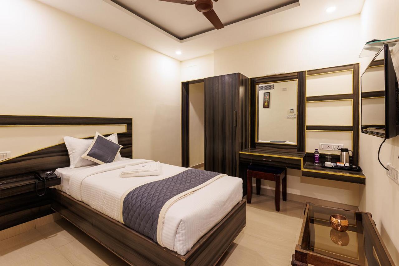צ'נאי Hotel Comfort Park - Opposite Sri Ramachandra Medical College Porur מראה חיצוני תמונה